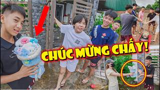 Thảo Đen Bất Ngờ Được Fan Nữ Tặng Hoa - Thử Thách Lẩu 1 Sao Vs 5 Sao Theo Nhiệt Độ Cơ Thể|Thái Chuối screenshot 3