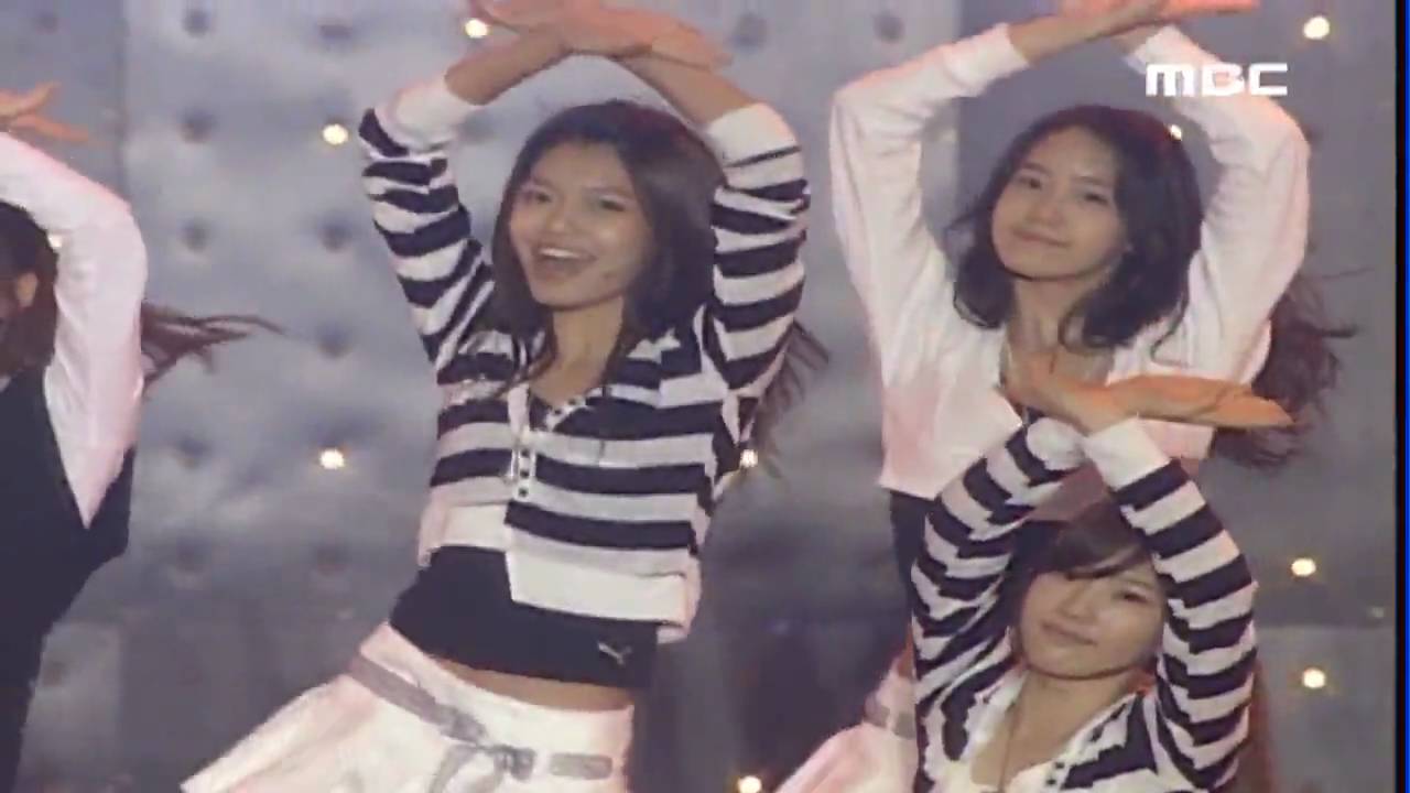 「hd」 070927 Snsd Beginning And Into The New World Youtube