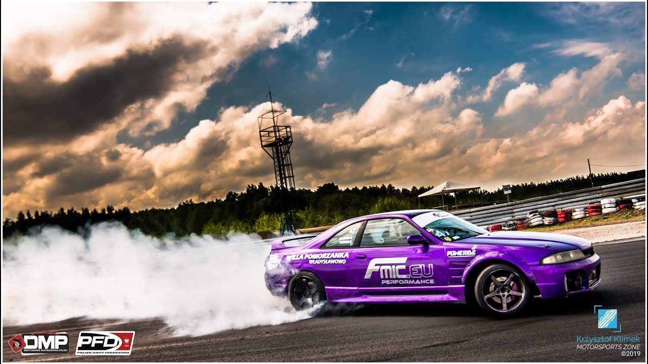 Nissan skyline r33 drift car hi-res stock photography and images - Alamy