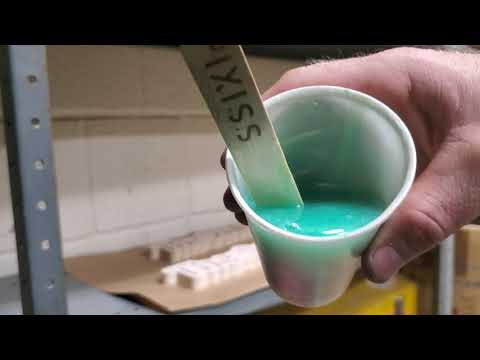 Video: Wie mischt man EcoPoxy Flüssigkunststoff?
