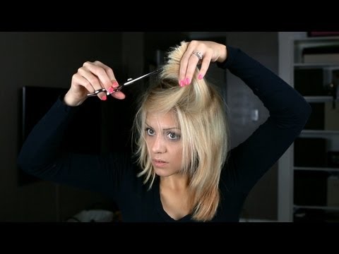видео: DIY: At Home Soft Long Layer Haircut