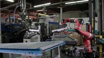 Cobot Application Spotlight: Plastic Injection & Blow Molding Job 1