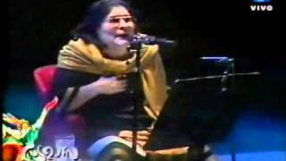 Mercedes Sosa &quot;Cosquin 2006&quot;  Déjame que me vaya.