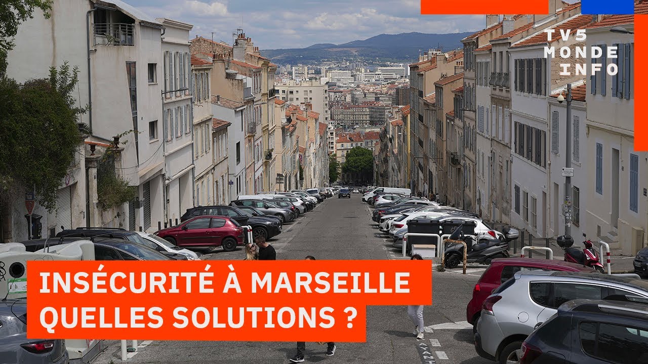Marseille : Face à l'insécurité, des habitants privatisent leur rue