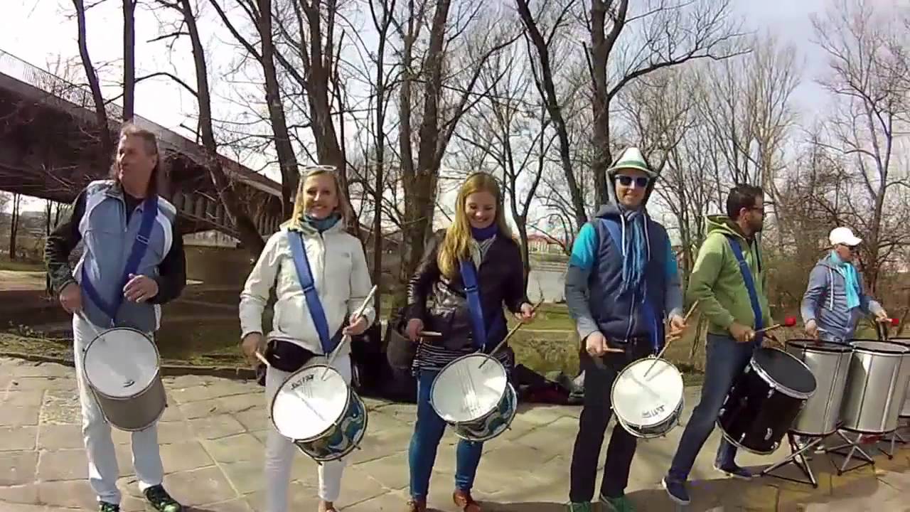 Sereia de Varsóvia - brazylijskie bębny - samba batucada