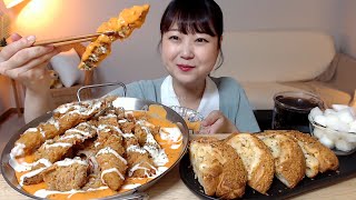 바삭한 치킨과 새우튀김 불닭크림소스와 함께 떠먹기 갈릭어니언퐁당 Spicy cream sauce Chicken Fried shrimp Mukbang Eatingsound