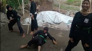 latihan siswa ijo psht keras..!!! || siswa psht perempuan