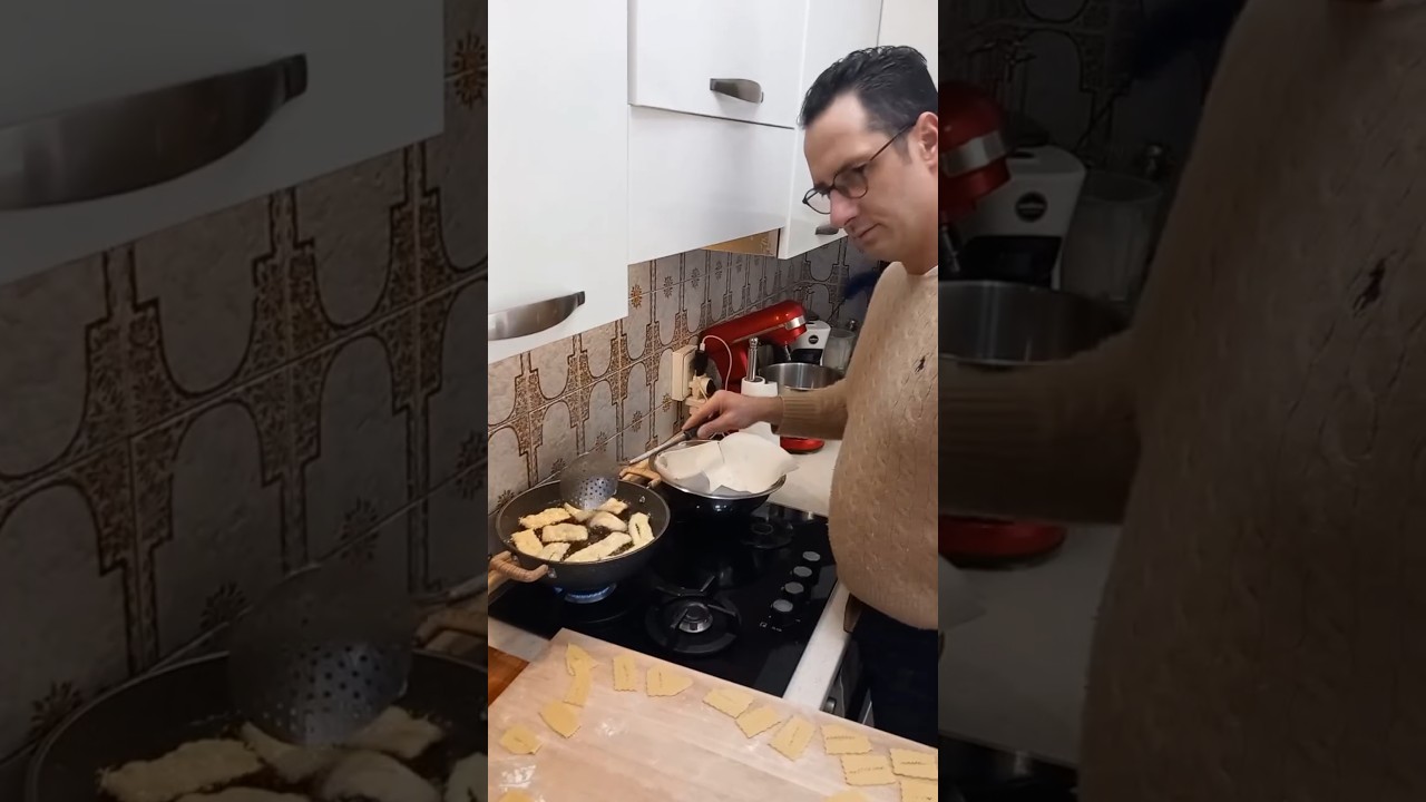 Ricetta chiacchiere fritte. www.andreadigiglio.it