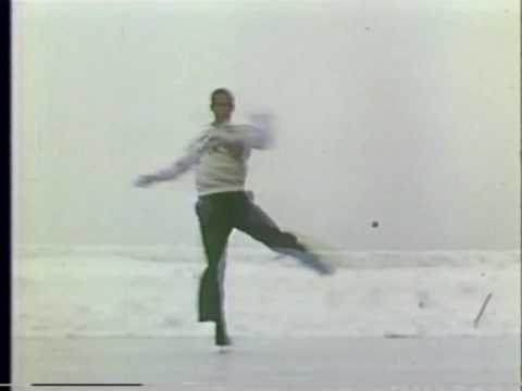 First there's a sort of press call before the mens podium including Button and a 12 year old Alain Gilletti doing split jumps for the press. Then Dick skates for teh press once more the next day and re-skates his LP for them. Wonderful colour and probably the best footage I have seen of Dick's amazing skating.