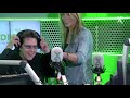 Capture de la vidéo Shakin Stevens- Chris Moyles - Radio X - Interview And Footage-17 December 2015