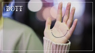 ピアスとタトゥーで、手のひらに'顔'を。『元気にしてくれる、笑顔の子』YOUR TATTOO Vol.18