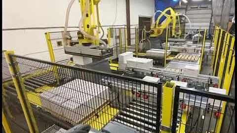 Hamrick Packaging Systems - Centralized Palletizer w/ (2) FANUC M-410 Robots (Time Lapse)
