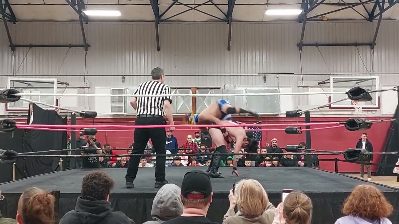 "The Guapo of Grappling" Diego Alvarez vs. El Hornito Loco - UFO Wrestling