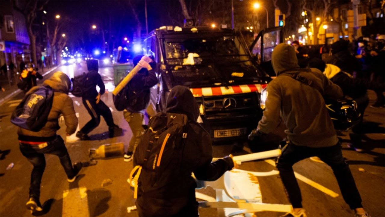 Barcelona riots: Dozens arrested after demonstrations against jailing ...
