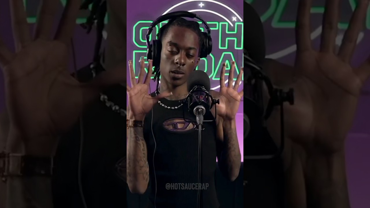 Guarda The next OPIUM member?! 🧛🏼🦇 su YouTube Guarda The next OPIUM member?! 🧛🏼🦇 su YouTube