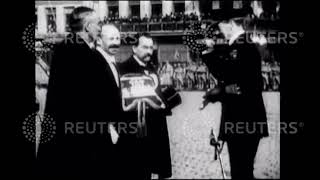 1919 FRANCE: King George honours Dunkirk