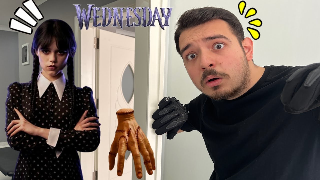 EYVAH SİYAH EL PEŞİMİZDE WEDNESDAY NEDEN BURADA UMUT❗❗