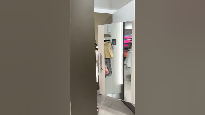 ЕДИН ОТ НАС ТРЯБВА ДА СЕ ПРЕОБЛЕЧЕ...