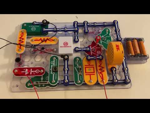 Snap Circuits 203: Electronic Playground