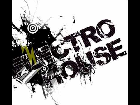 Muriel Fowler — Chic Flowerz vs Muriel Fowler - Gypsy Woman (Kurd Maverick's Boom Bass Mix)