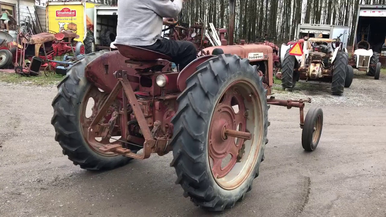 Farmall 200 tractor,wide front