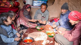 Twins Family Joins Old Lovers to Battle Cold | Afghanistan Village Life