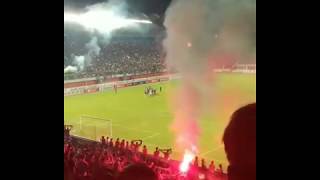 Gemuruh Suara Keras Dari Bonek Menyanyikan Song For Pride Di Slsman