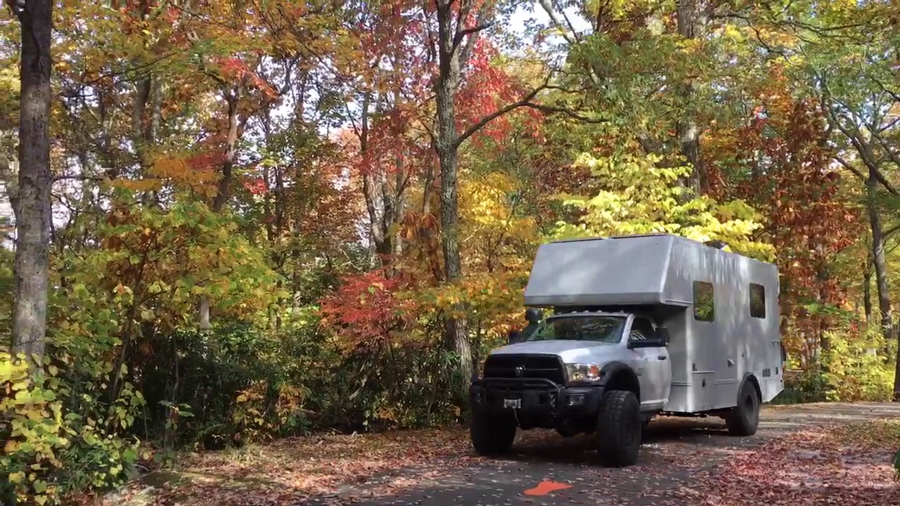 Dodge Ram 5500 4x4 Camper Intercontinental Cruiser near Norton Virginia