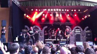 Slauter Xstroyes - Wicked Bitch (Live KIT XIV 29.04.2011)