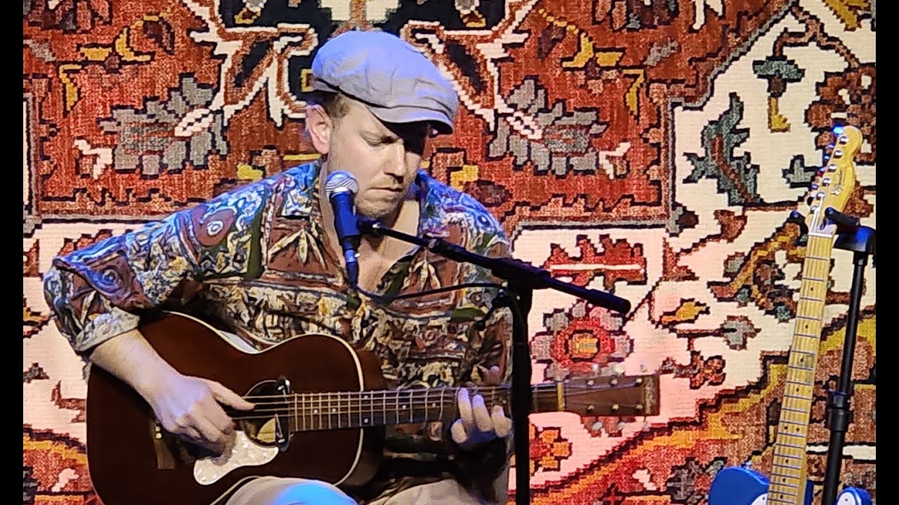 YouTube에서 Joe Nolan - Solid Gold - Live @ The Dream Cafe 보기 YouTube에서 Joe Nolan - Solid Gold - Live @ The Dream Cafe 보기