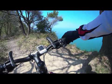 Sentieri del Parco Naturale del Monte San Bartolo, Pesaro - soft DH -  YouTube