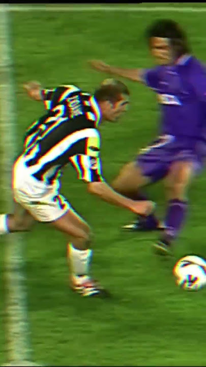 Zidane insane skills at Juve ⚪️⚫️