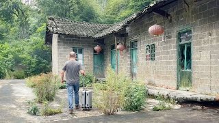 After his wife kicked him out of the house~ He renovated his friend's old house to live in/Timelapse by Father Built A House 356 views 1 month ago 2 hours, 10 minutes