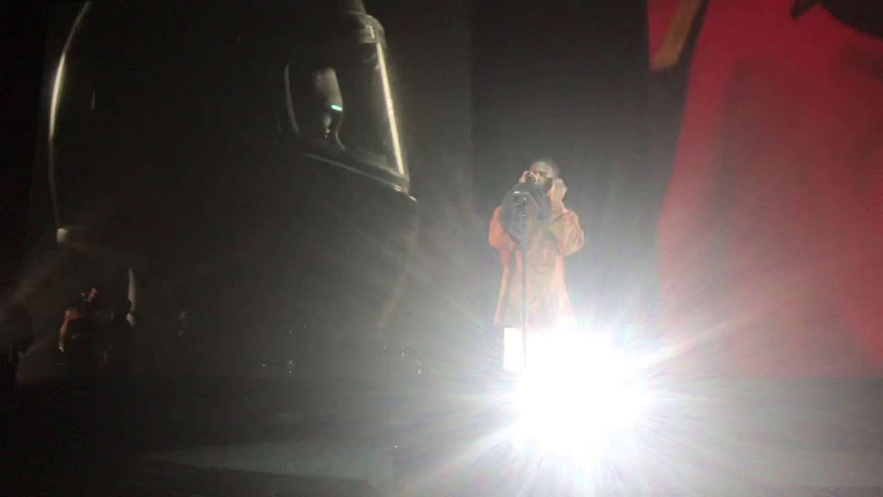 Daniel Caesar - Superposition Live @ Fox Theater