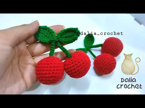 مادلية كرز بالكروشيه افكار ببواقي خيط الكروشيه     