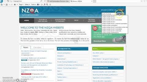 How to hyperlink text in Moodle text editor