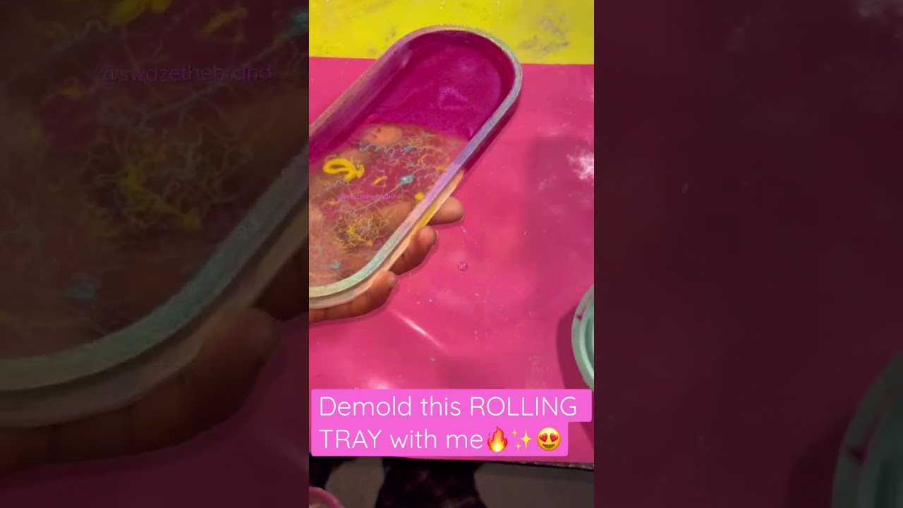 Valentine’s Day is coming up💗Grab this 4 ur Stoner bae 