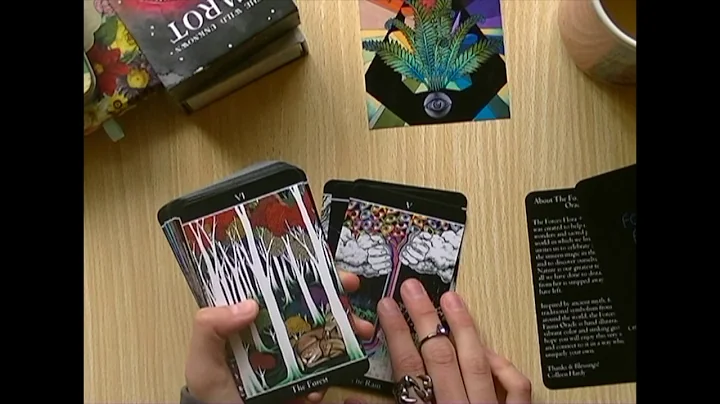 Colleen Hardy's Forces Flora + Fauna Oracle Unboxi...