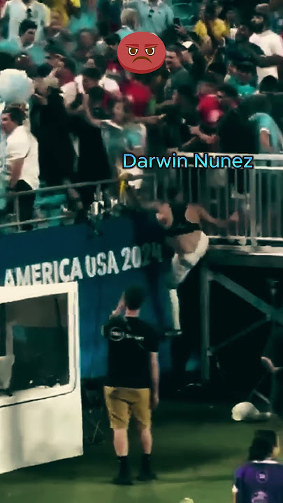 Darwin Nunez Vs Colombia Fans 👿😱 Fight #shorts #nunez #ronaldo #messi #Copa #uruguay #colombia