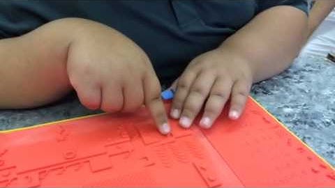 Student Exploring 3D Map