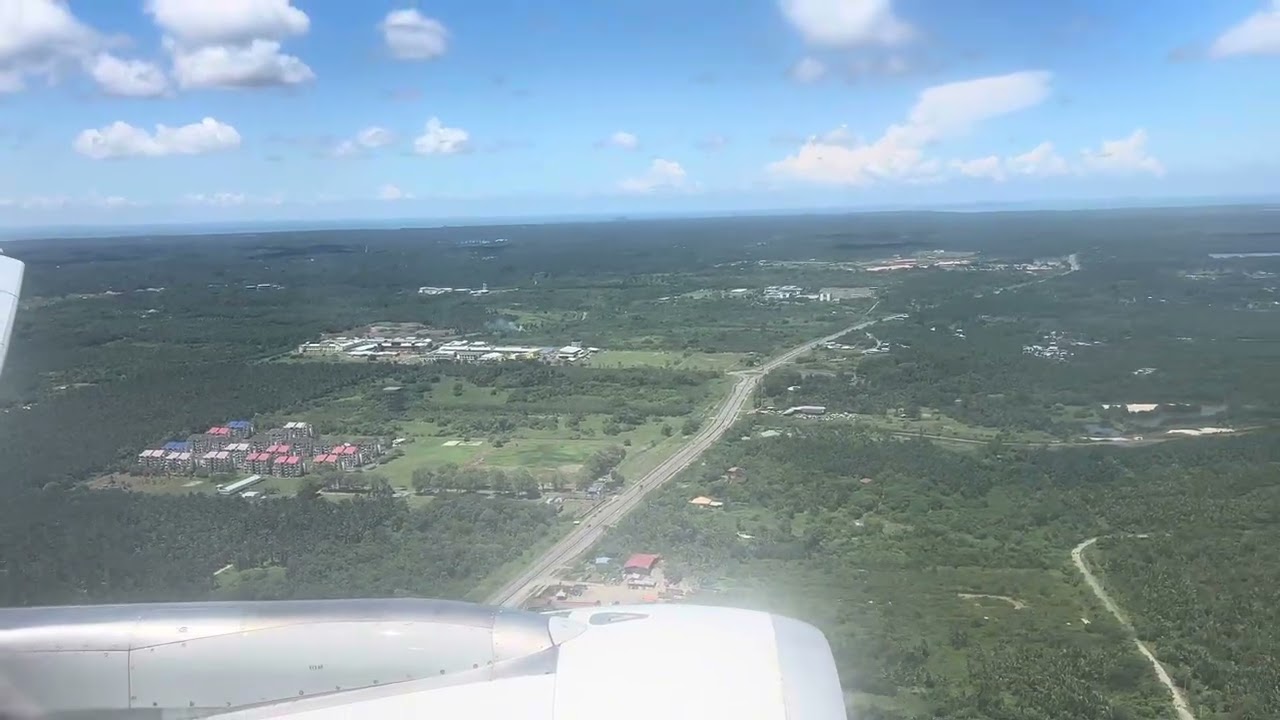 Air Asia Airbus A320 Landing and Taxi at Sandakan (SDK) from Kuala Lumpur (KUL) 🇲🇾✈️