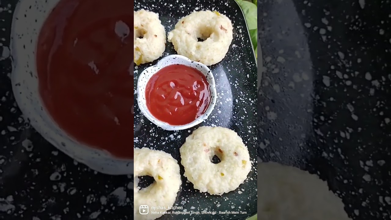 Steamed VADA khaya hai kabhi??       Check recipe on my channel ☺️