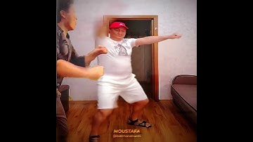 “Who MASTERED the Metro Man Arm Swing?👀”