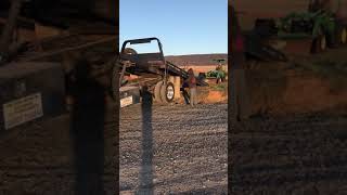 LOADING A JOHN DEERE 855 COMPACT. Enjoying the RollBack! 😃👍🏻