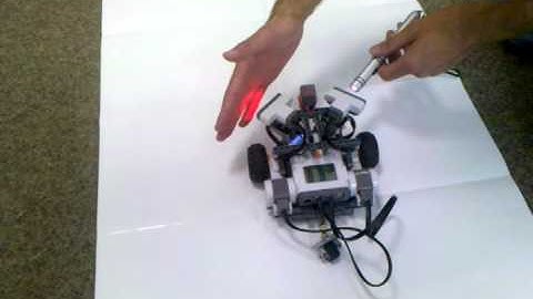 RobertaLAB | Braitenberg Vehikel 5.mp4 |