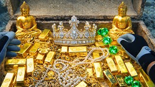 Gold, Diamonds & a Royal Crown Found at the Bottom of the Ocean (Real Deep-Sea Discovery)