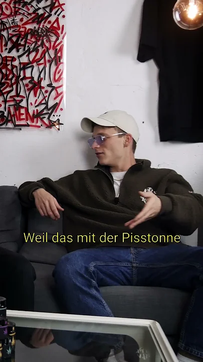 Komischer Fetisch....  #safrio #story #büro21