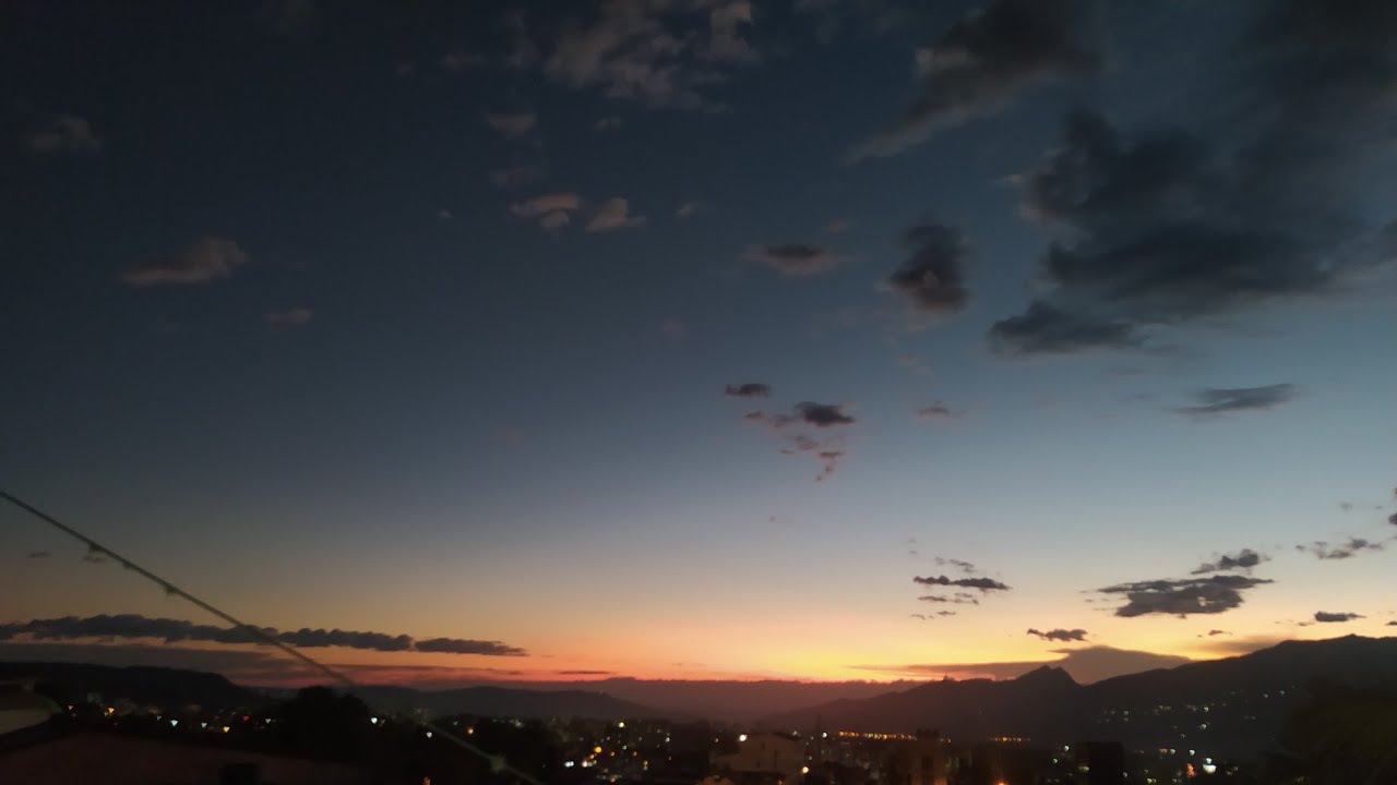 Abril, lluvias mil - Bobi Mor, El Vendesido