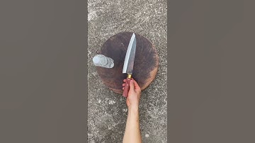 Con dao phi Lê này tôi làm bằng thép hạt bi xe tăng pháp sắc bén vô địch không phải bàn cãi gì hết