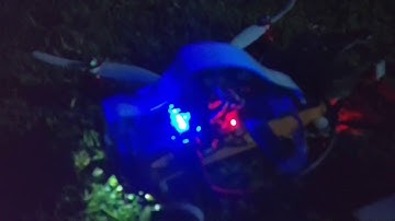 Raspberry Pi 3 Naze32 Drone. Night flight!
